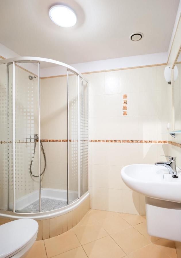 Duzy Apartament Duszniki-Zdroj Дужники Здрой Екстериор снимка